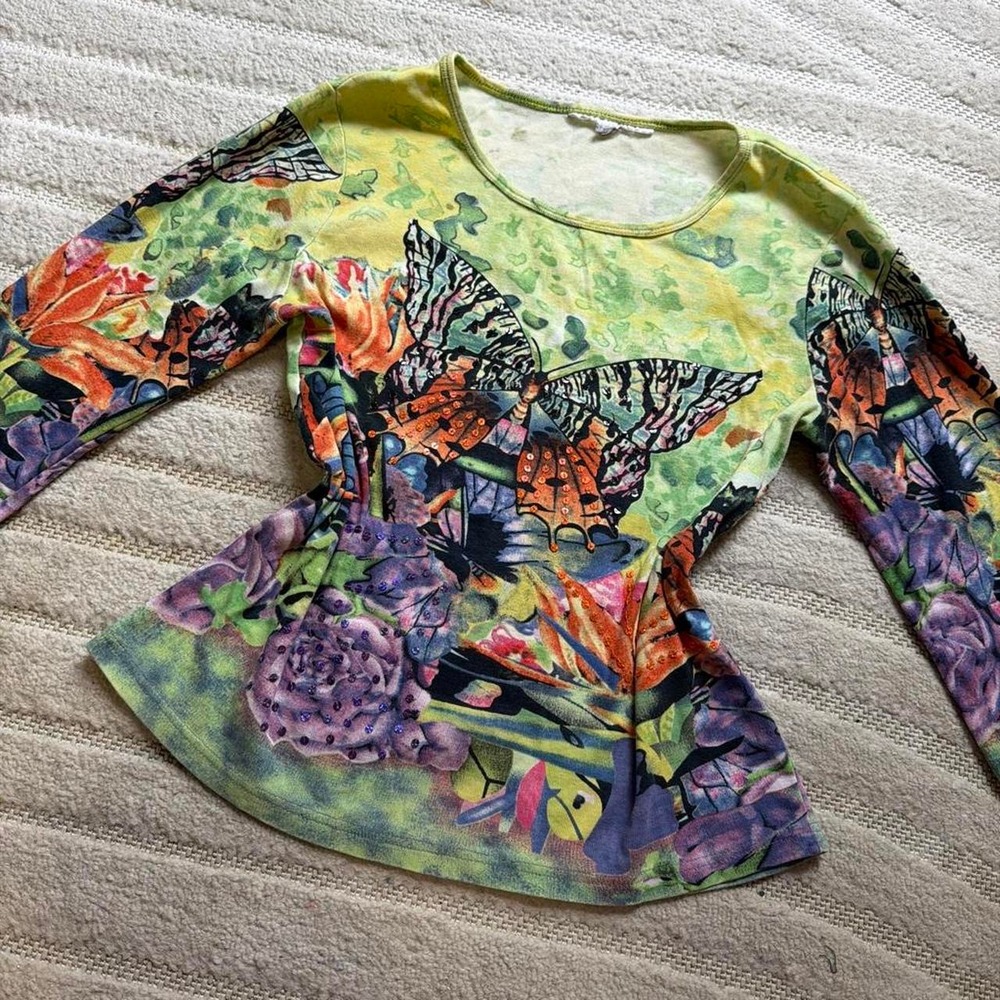 Y2K Butterfly floral green shirt size M/L Boho Fairy Cottage Whimsy Party Summer